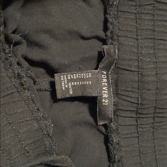 Shorts - Picture 2 of 3